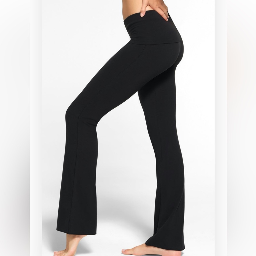 SKIMS Cotton Jersey Foldover Pant - Picture 3 of 8